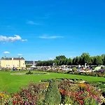 Exo Square Heidelberg-schwetzingen - By Superfly Schwetzingen