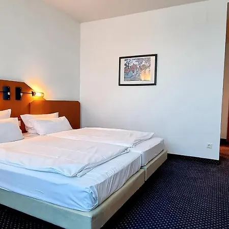 Exo Square Heidelberg/schwetzingen - By Superfly Hotel 3*