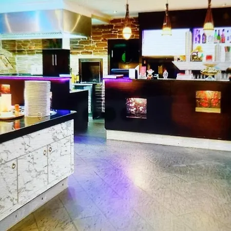 Exo Square Heidelberg/schwetzingen - By Superfly 3* 슈베친겐