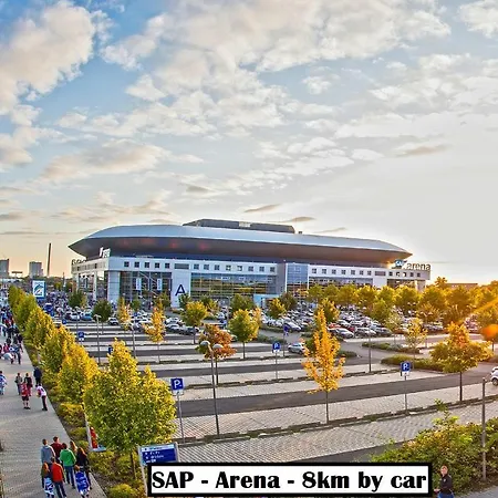 Exo Square Heidelberg/schwetzingen - By Superfly