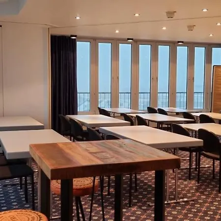 Exo Square Heidelberg/schwetzingen - By Superfly