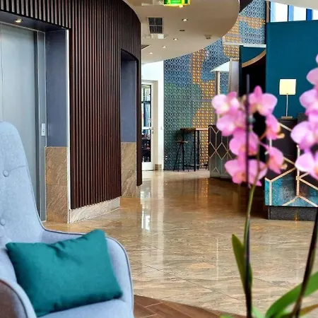 Exo Square Heidelberg-schwetzingen - By Superfly 3* Schwetzingen