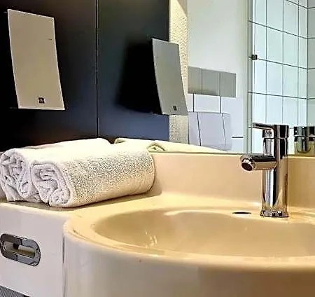 Hotel Exo Square Heidelberg-schwetzingen - By Superfly 3*