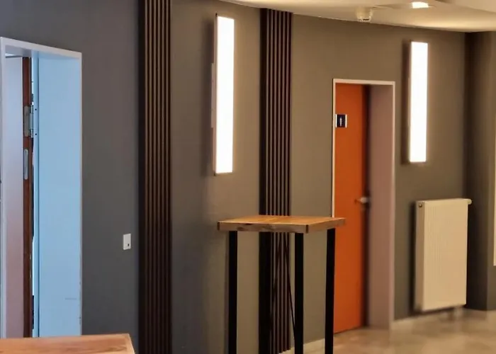 Exo Square Heidelberg/schwetzingen - By Superfly 3*