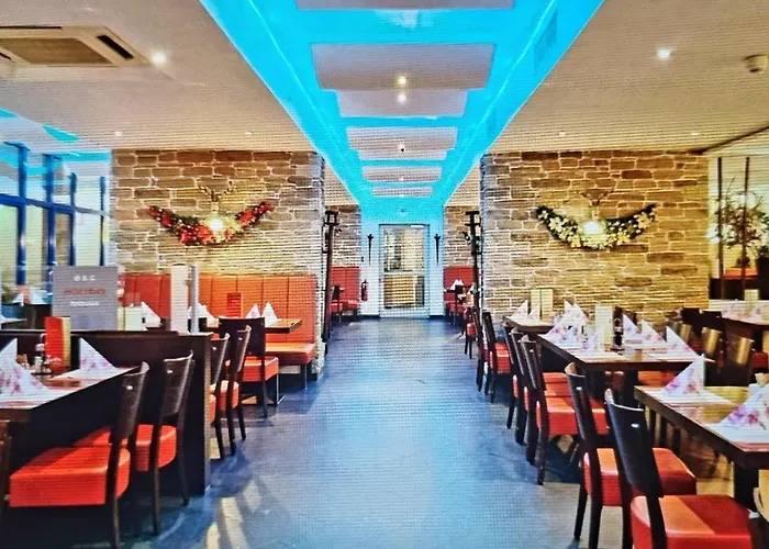 Exo Square Heidelberg/schwetzingen - By Superfly ホテル シュヴェツィンゲン