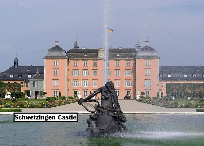 Exo Square Heidelberg/schwetzingen - By Superfly ホテル シュヴェツィンゲン