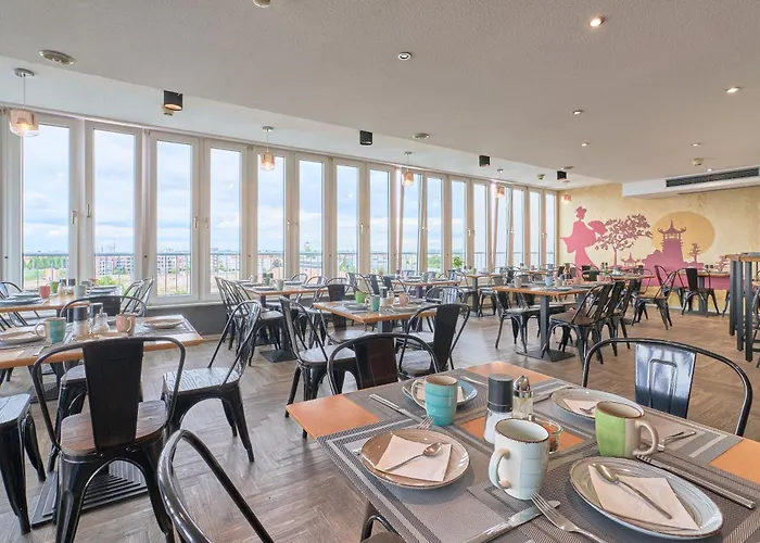 Exo Square Heidelberg/schwetzingen - By Superfly シュヴェツィンゲン